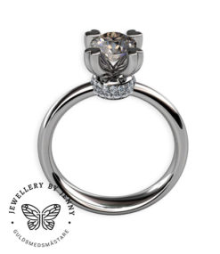 ring med rosa spinell